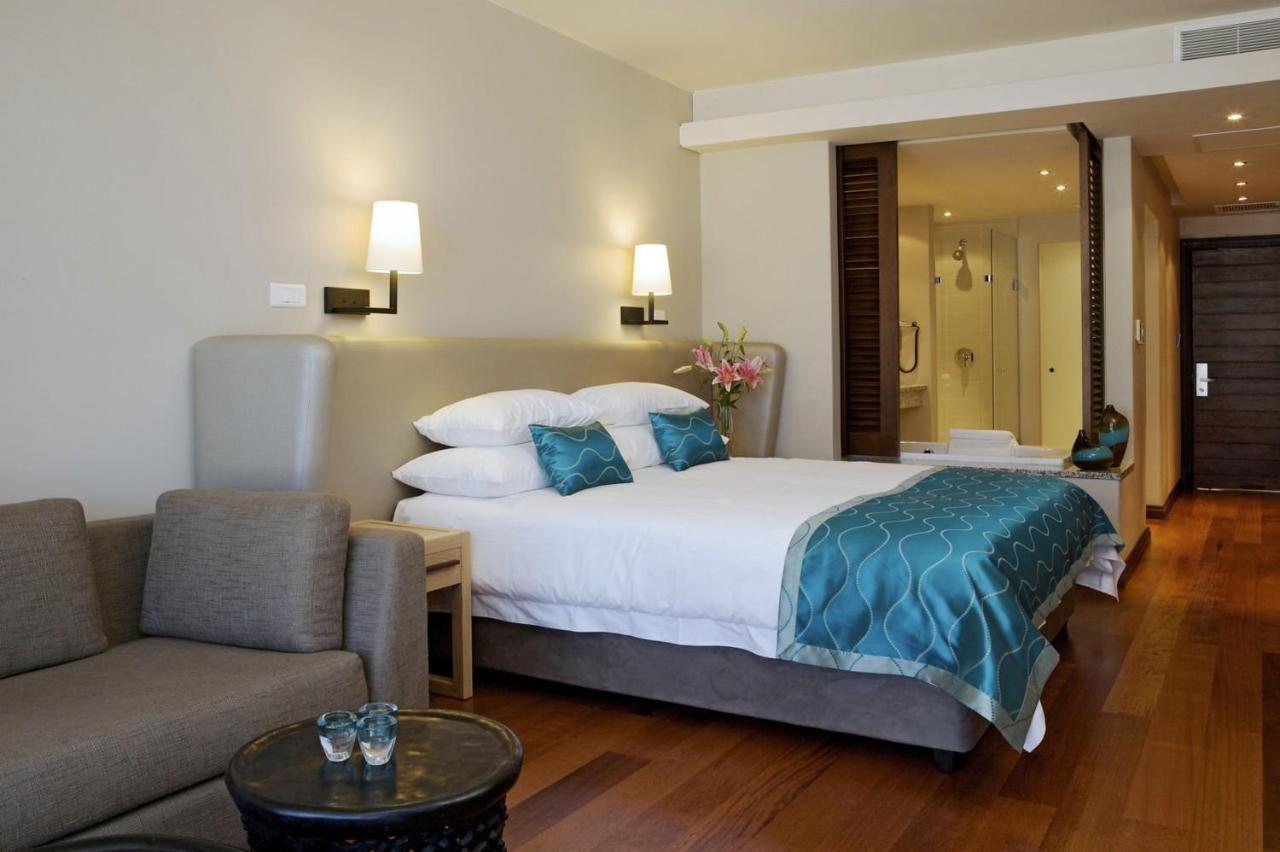 Chapmans Peak Beach Hotel Hout Bay Exterior photo