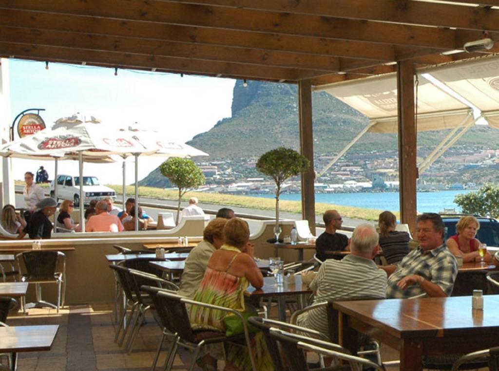 Chapmans Peak Beach Hotel Hout Bay Exterior photo