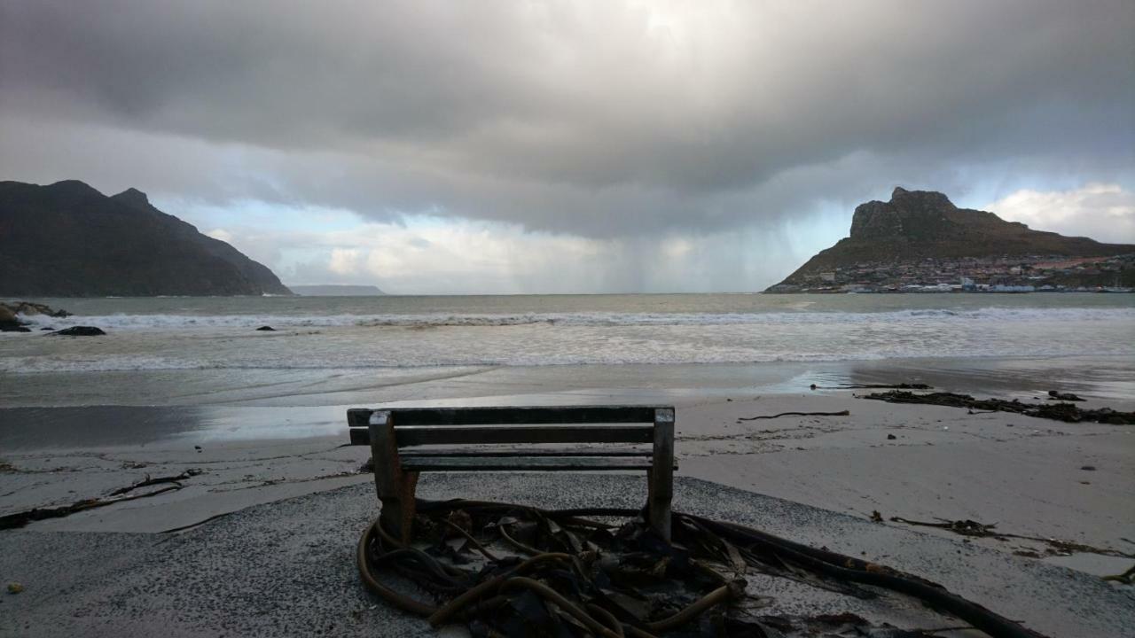 Chapmans Peak Beach Hotel Hout Bay Exterior photo
